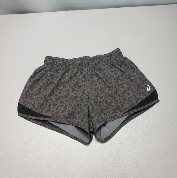 ASICS gray and black active wear work out shorts with liner women's size XS - Picture 1 of 10